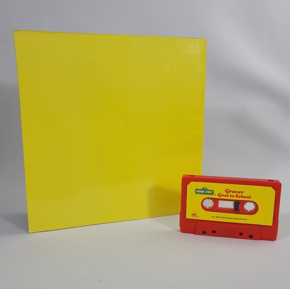 Vtg 1983 Grover Goes To School Book And Read Along Cassette Tape - Picture 5 of 15